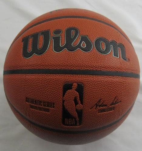 Kevin Garnett potpisao je auto Autogram Wilson NBA košarkaš sa PSA / DNK 1C8851 - AUTOGREME KOŠARICE