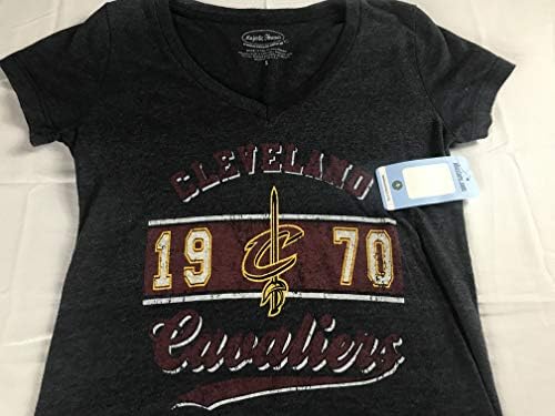 Cavaliers Cleveland majica Ženske male V-izrez Košarka TRIBLEnd